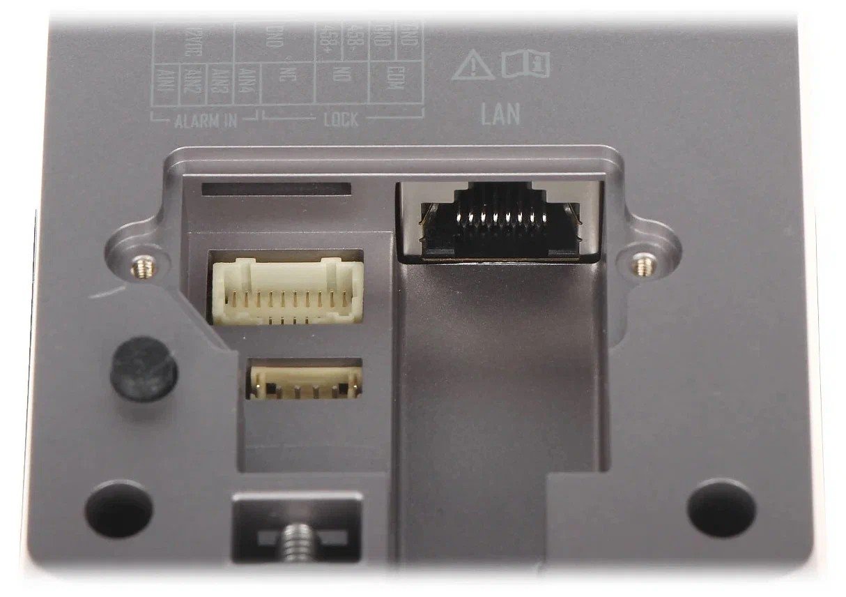 Комплект IP видеодомофона с Wi-Fi DS-KIS603-P(C)